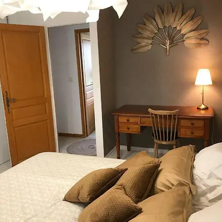 Maison Champagne, Charmante Maison Au Calme Avec Beau Terrain