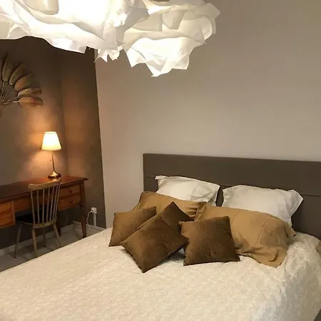 Casa vacanze Maison Champagne, Charmante Maison Au Calme Avec Beau Terrain *