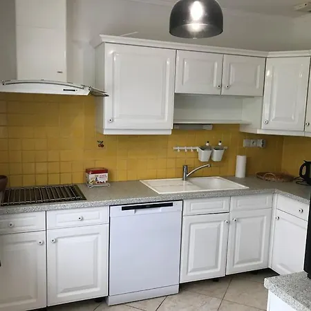 Maison Champagne, Charmante Maison Au Calme Avec Beau Terrain